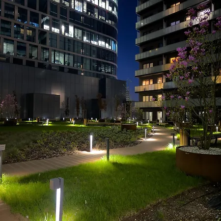 Urban Global Skyline - 23rd Floor No 17 - Air Condition - Free Garage Katovice