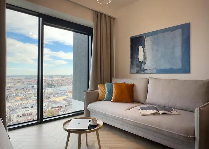 Apartmán Urban Global Skyline, 23rd Floor No 17, Free Garage, Self Check-in, No Deposit Katovice