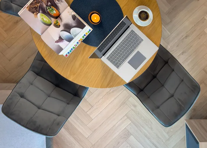 Apartmán Urban Global Skyline, 23rd Floor No 17, Free Garage, Self Check-in, No Deposit